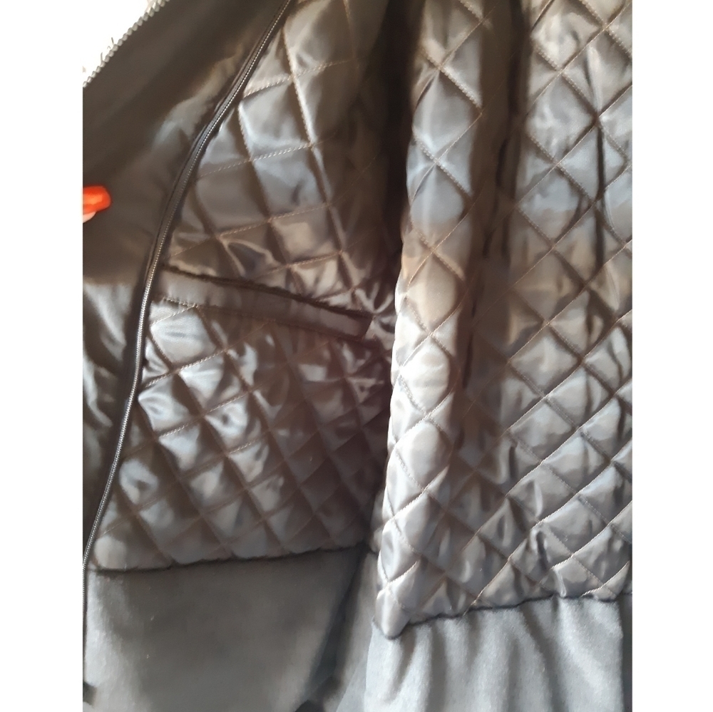 Men's Black Jacket & Coat - Unbranded Classic Quilted Coat - Picture 3 of 8